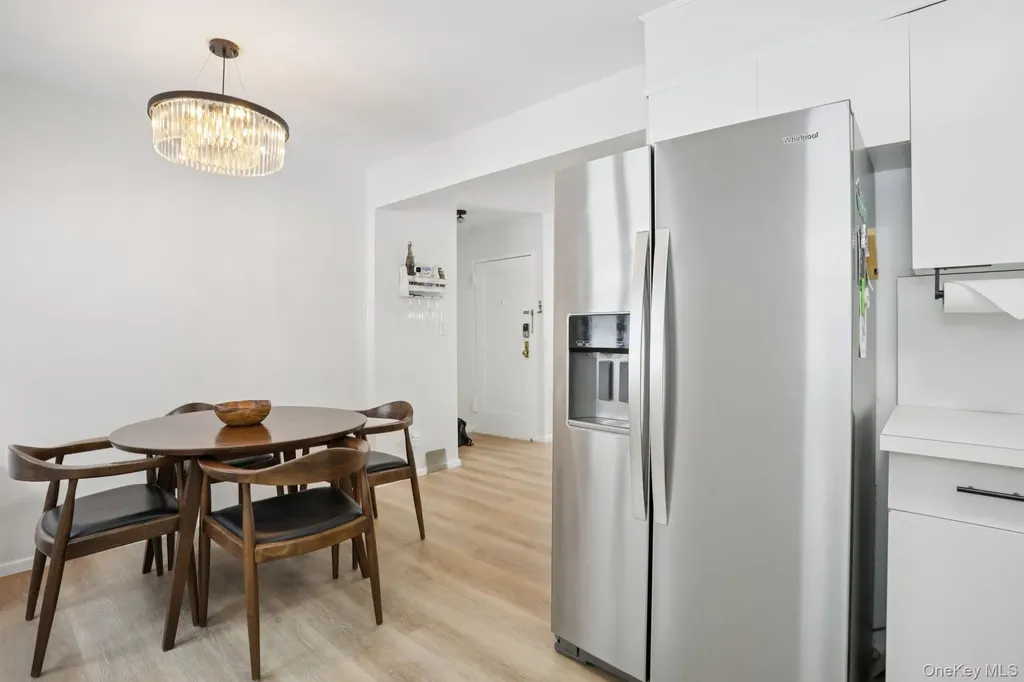 23 Lawrence Drive White Plains NY 10603