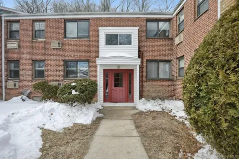23 Lawrence Drive White Plains NY 10603