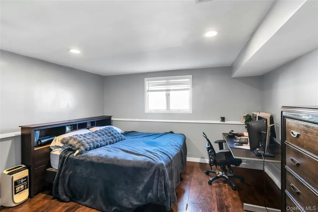 15 Fairway Drive Old Bethpage NY 11804