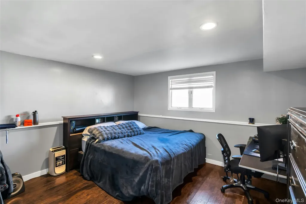 15 Fairway Drive Old Bethpage NY 11804