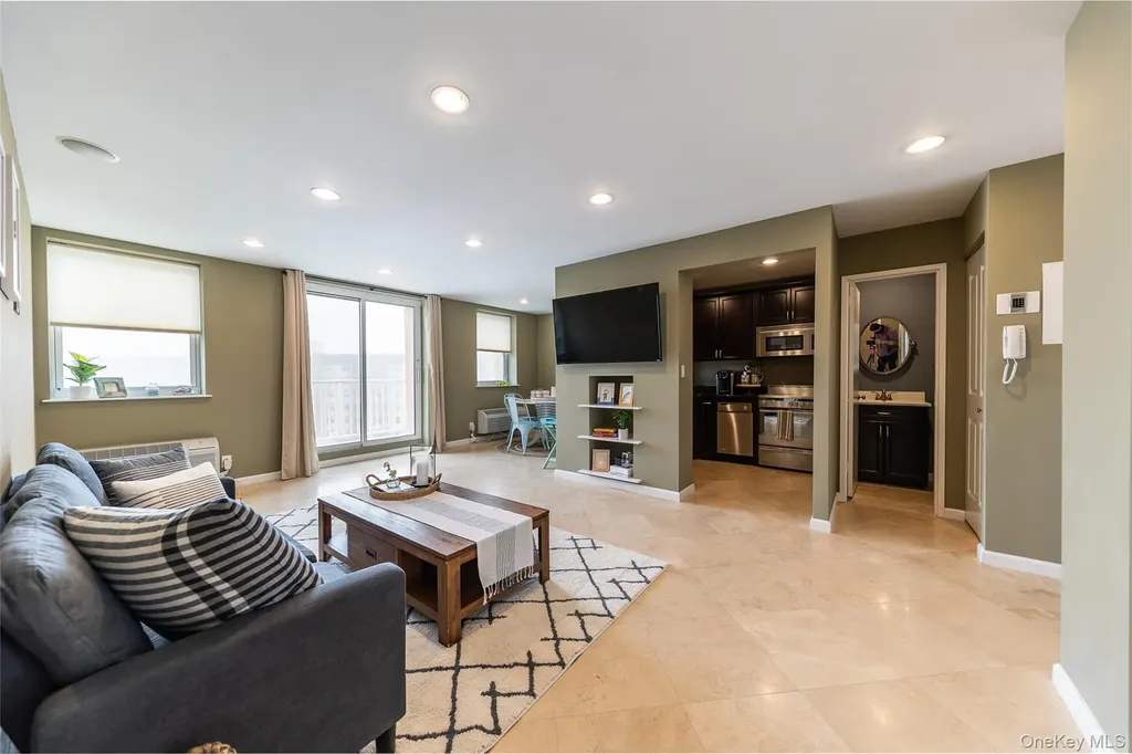 2 Richmond Road Lido Beach NY 11561