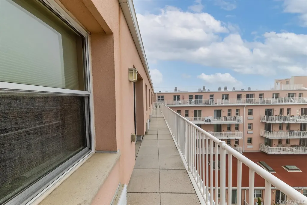 2 Richmond Road Lido Beach NY 11561