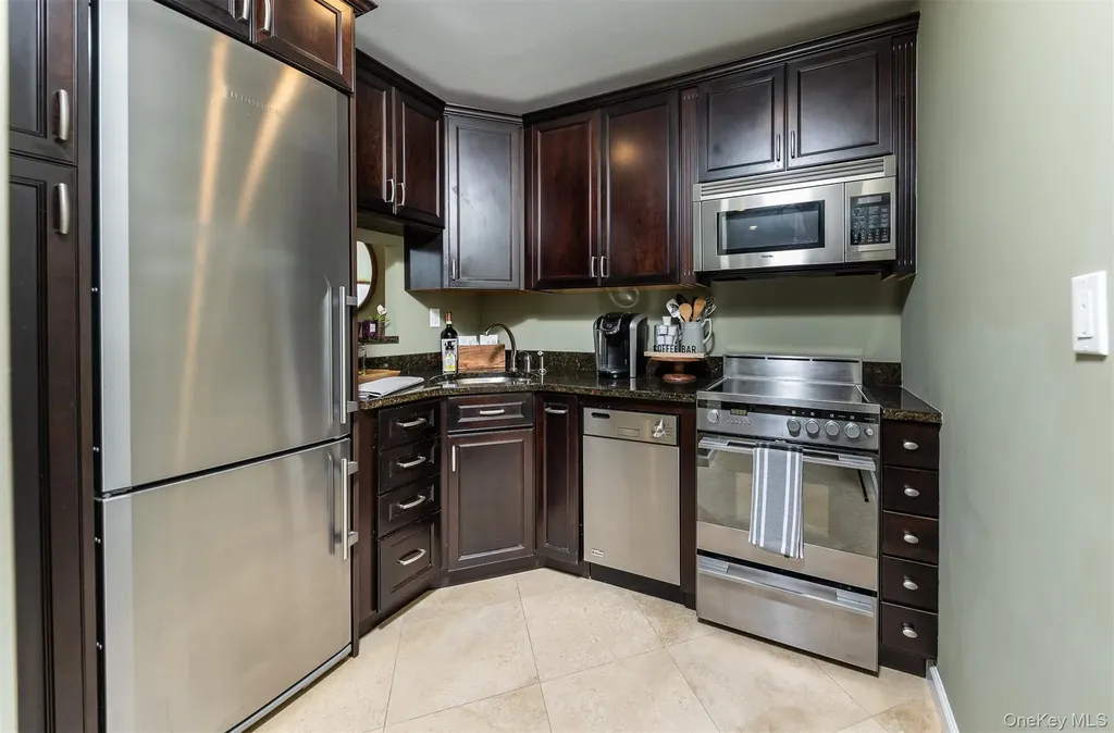 2 Richmond Road Lido Beach NY 11561
