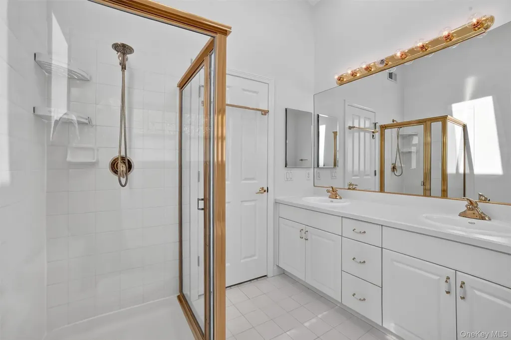 107 Winding Ridge Road White Plains NY 10603