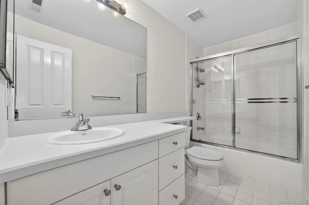 107 Winding Ridge Road White Plains NY 10603