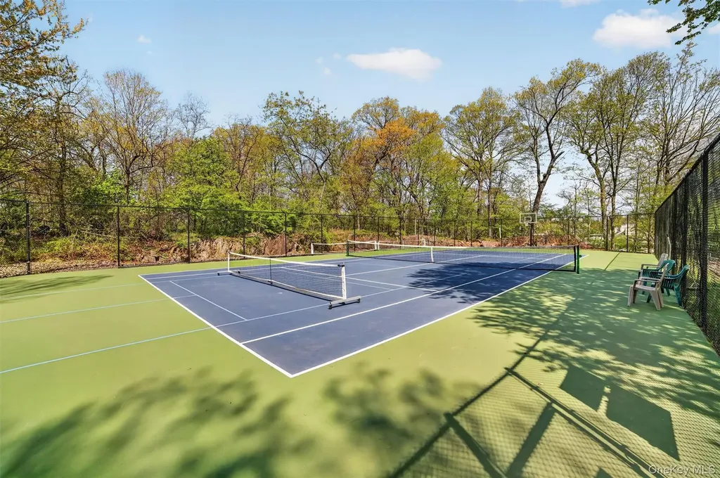 107 Winding Ridge Road White Plains NY 10603