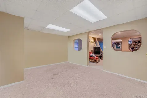 10 Alpine Court Smithtown NY 11787