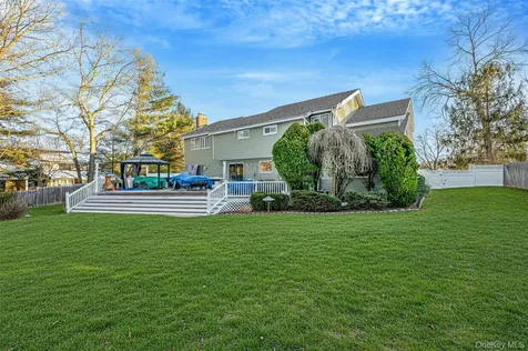10 Alpine Court Smithtown NY 11787