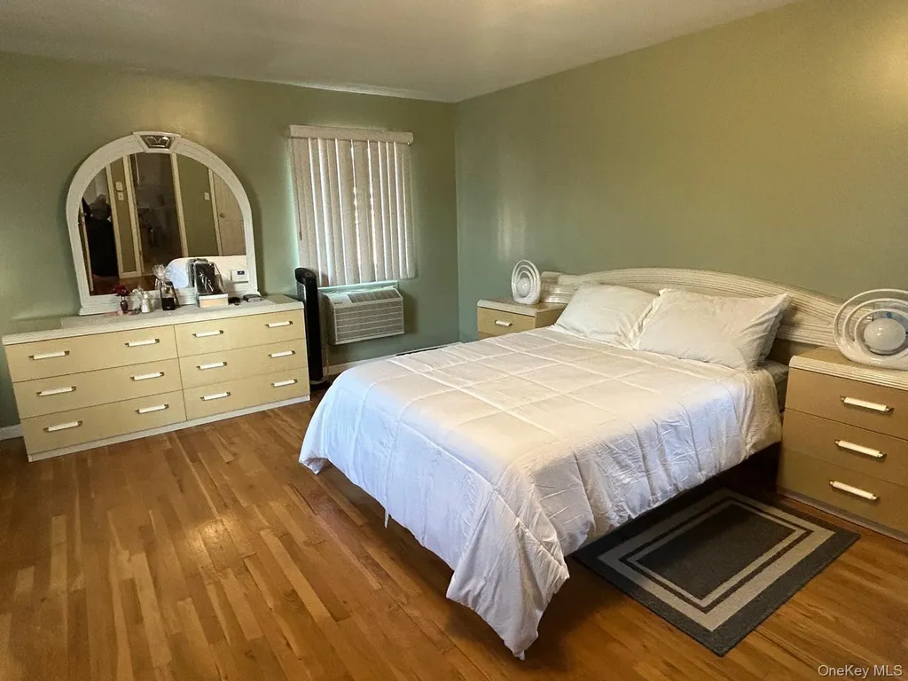 3208 Ely Avenue Bronx NY 10469