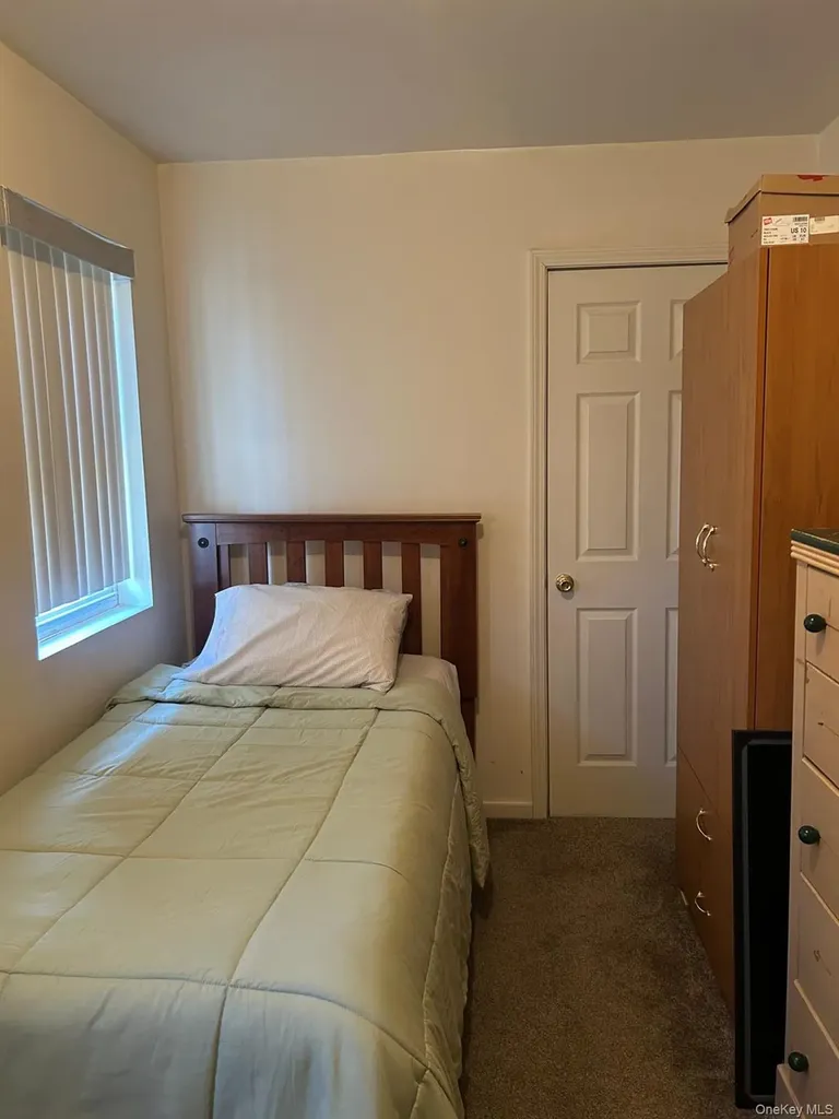 3208 Ely Avenue Bronx NY 10469