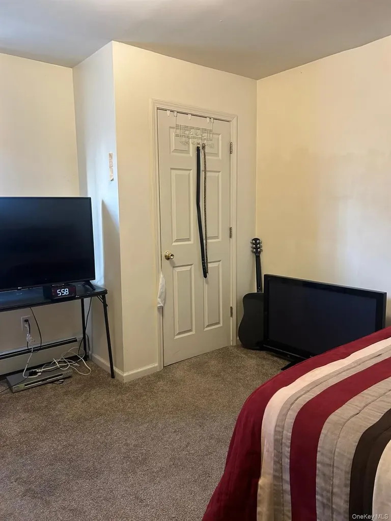 3208 Ely Avenue Bronx NY 10469