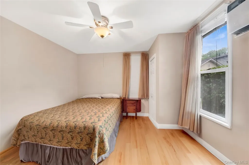 9 Magnolia Place Bronx NY 10465
