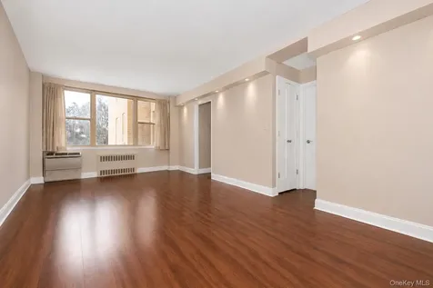 12 Old Mamaroneck Road White Plains NY 10605