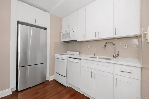 12 Old Mamaroneck Road White Plains NY 10605