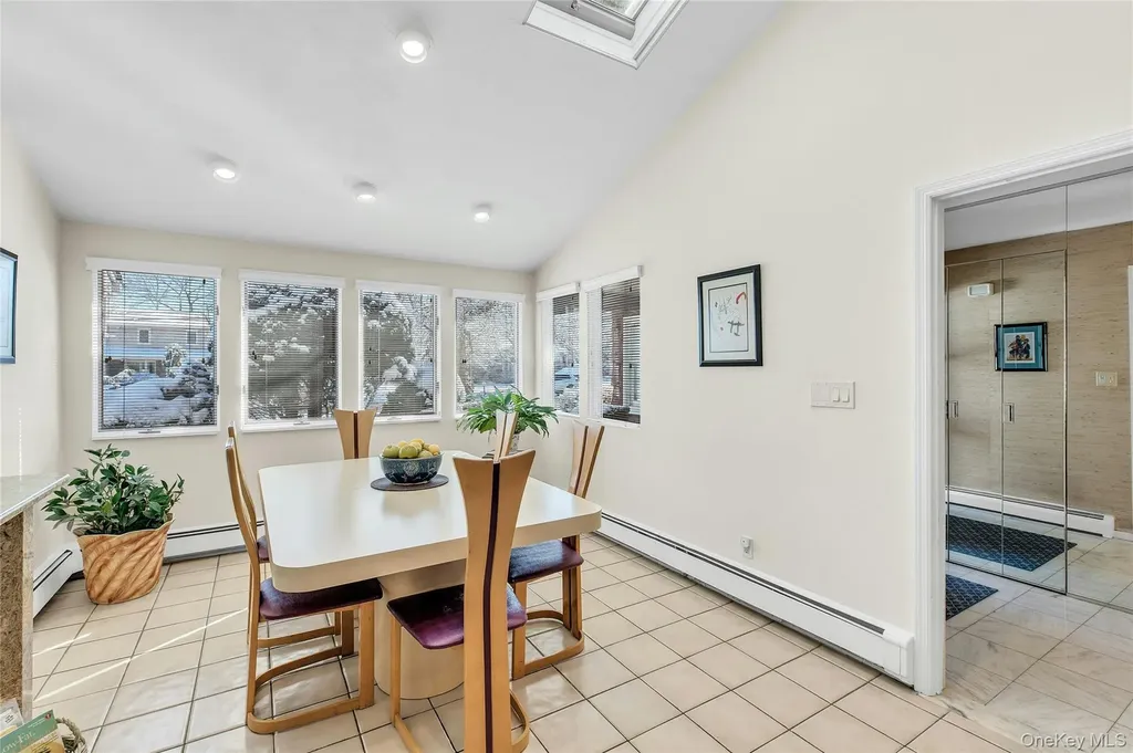 61 Hofstra Drive Plainview NY 11803