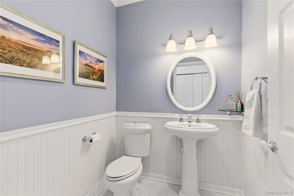 6 Empire Court Dix Hills NY 11746