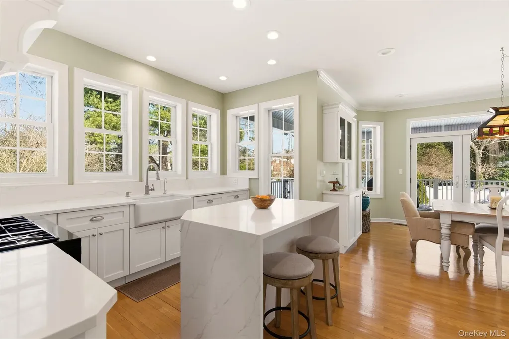 6 Empire Court Dix Hills NY 11746