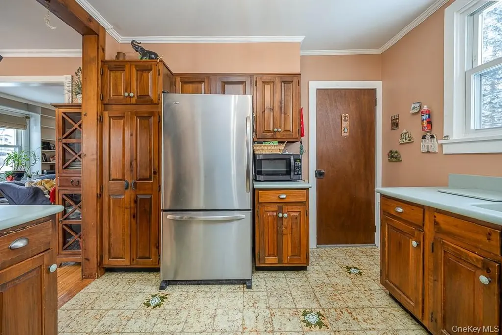 34 Mountainview Avenue Pearl River NY 10965