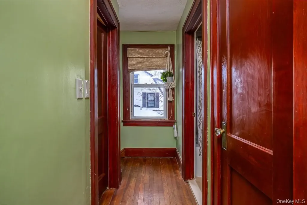 34 Mountainview Avenue Pearl River NY 10965