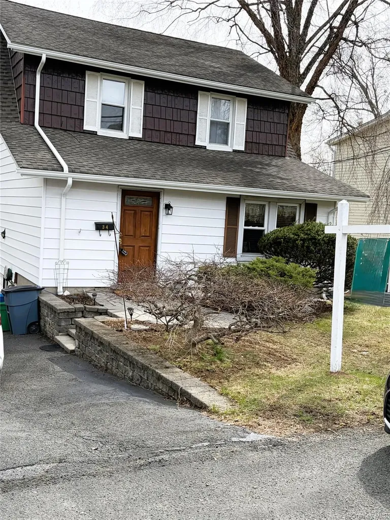 34 Mountainview Avenue Pearl River NY 10965