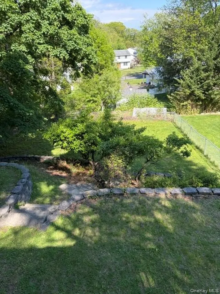 34 Mountainview Avenue Pearl River NY 10965