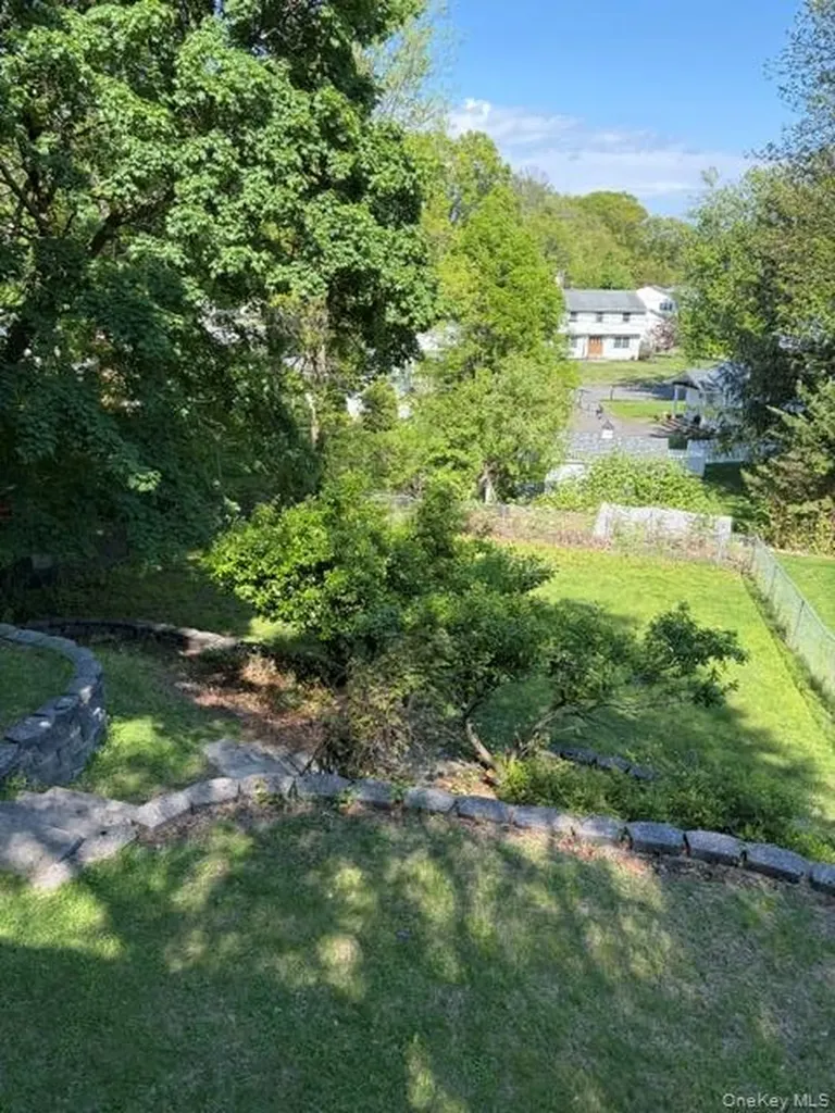 34 Mountainview Avenue Pearl River NY 10965