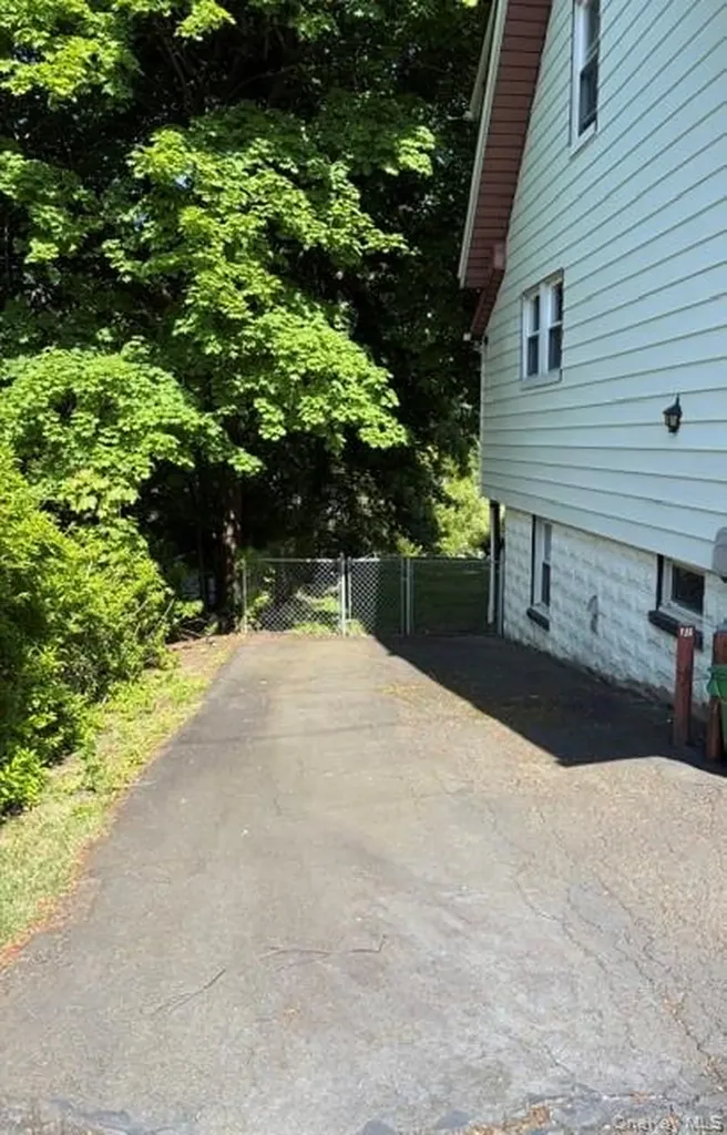 34 Mountainview Avenue Pearl River NY 10965