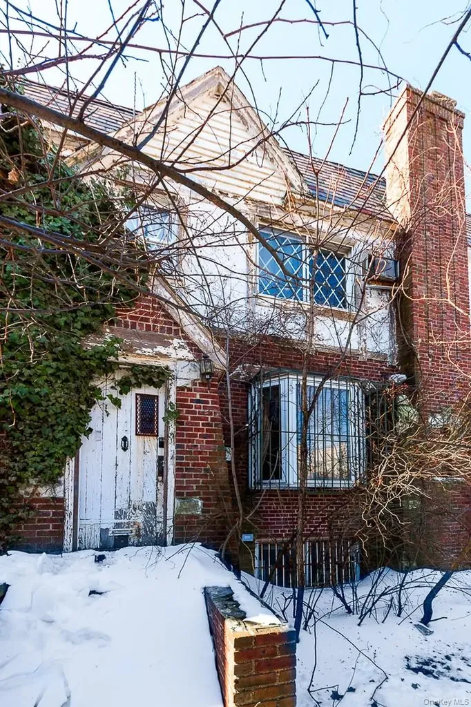 30 Tudor Terrace Brooklyn NY 11224