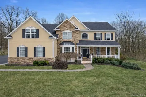 22 Ridgemont Drive Hopewell Junction NY 12533