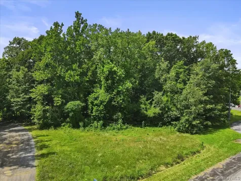 Beckrick Drive Rhinebeck NY 12572