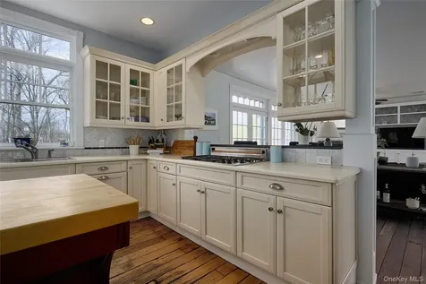 76 Clubhouse Road Tuxedo Park NY 10987