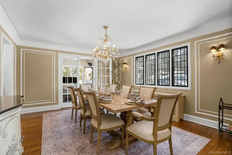 103 Aviemore Drive New Rochelle NY 10804