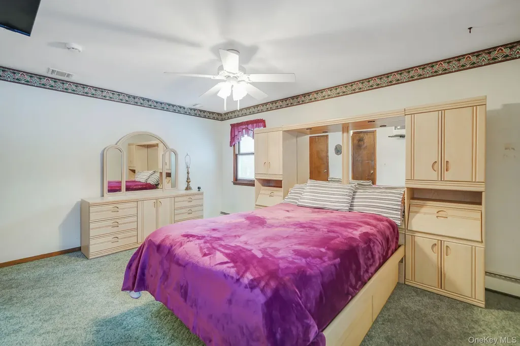 6 Noahs Path Rocky Point NY 11778