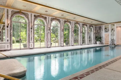 1233 Rock Rimmon Road Stamford CT 06903