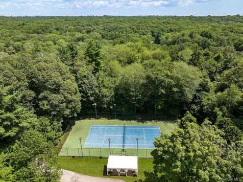 1233 Rock Rimmon Road Stamford CT 06903