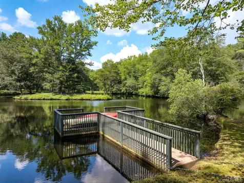 1233 Rock Rimmon Road Stamford CT 06903