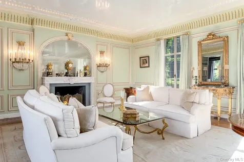 1233 Rock Rimmon Road Stamford CT 06903