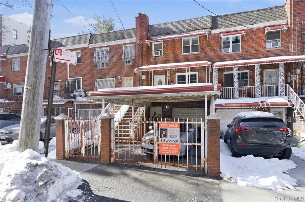 2919 Wallace Avenue Bronx NY 10467