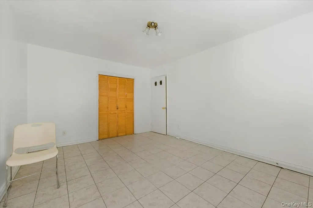 2919 Wallace Avenue Bronx NY 10467