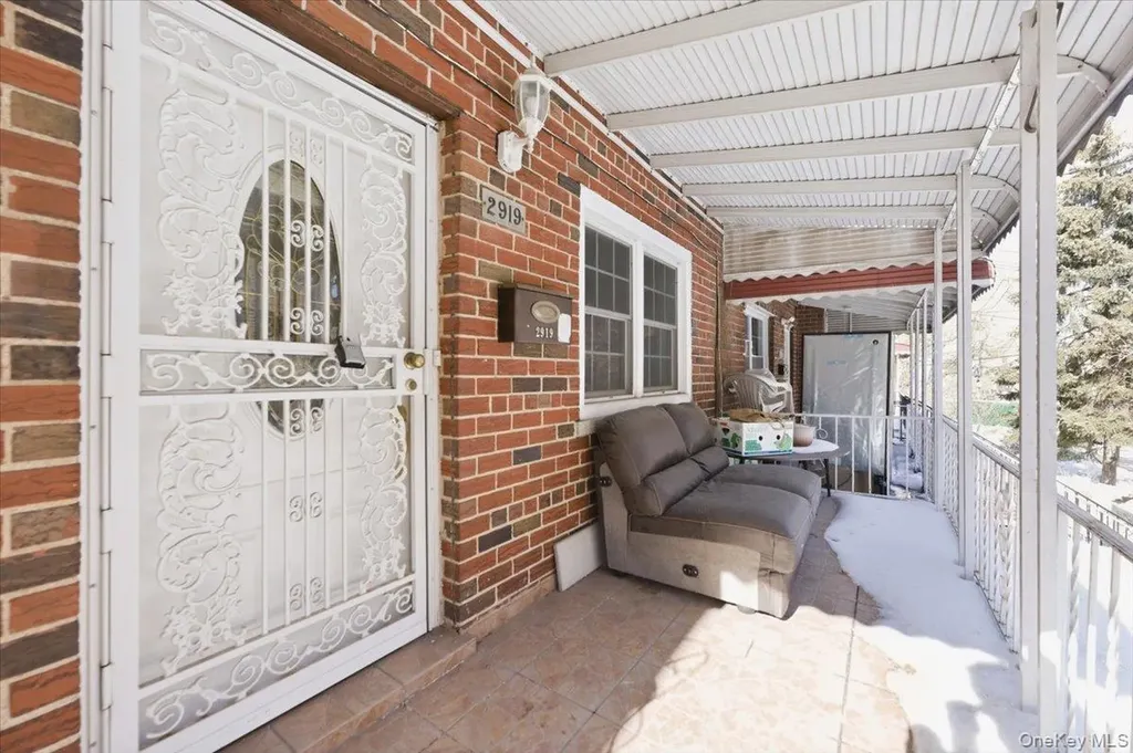 2919 Wallace Avenue Bronx NY 10467