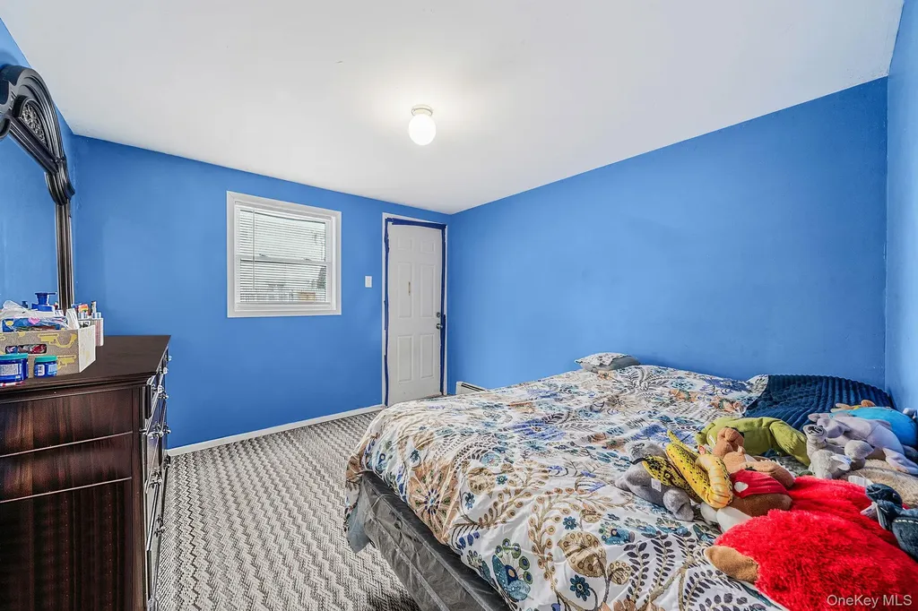 73 Olive Street Central Islip NY 11722