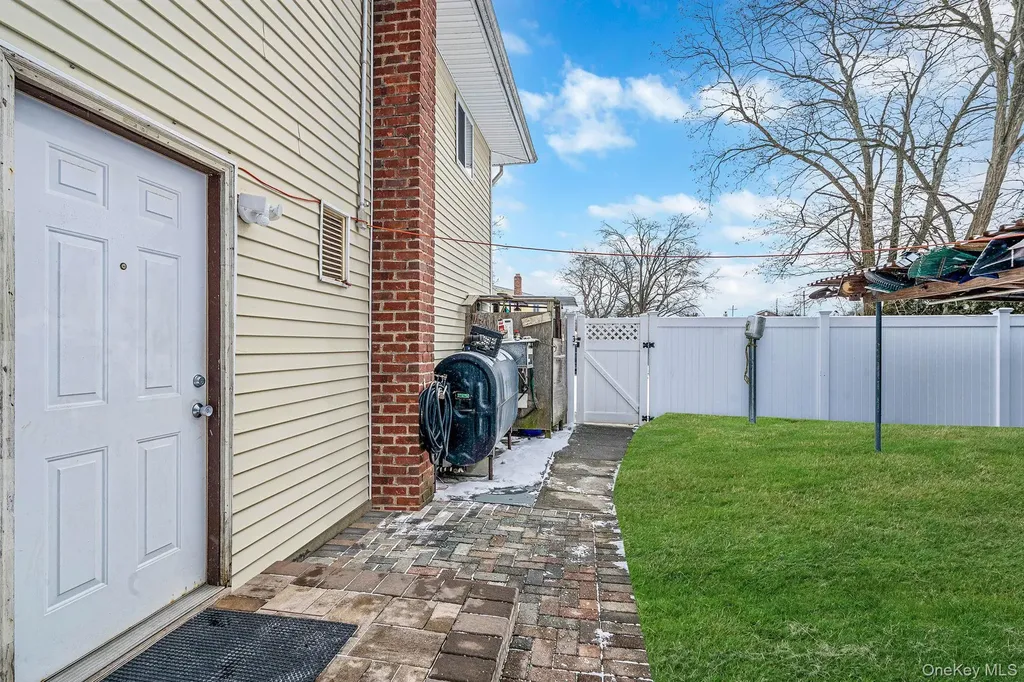 73 Olive Street Central Islip NY 11722