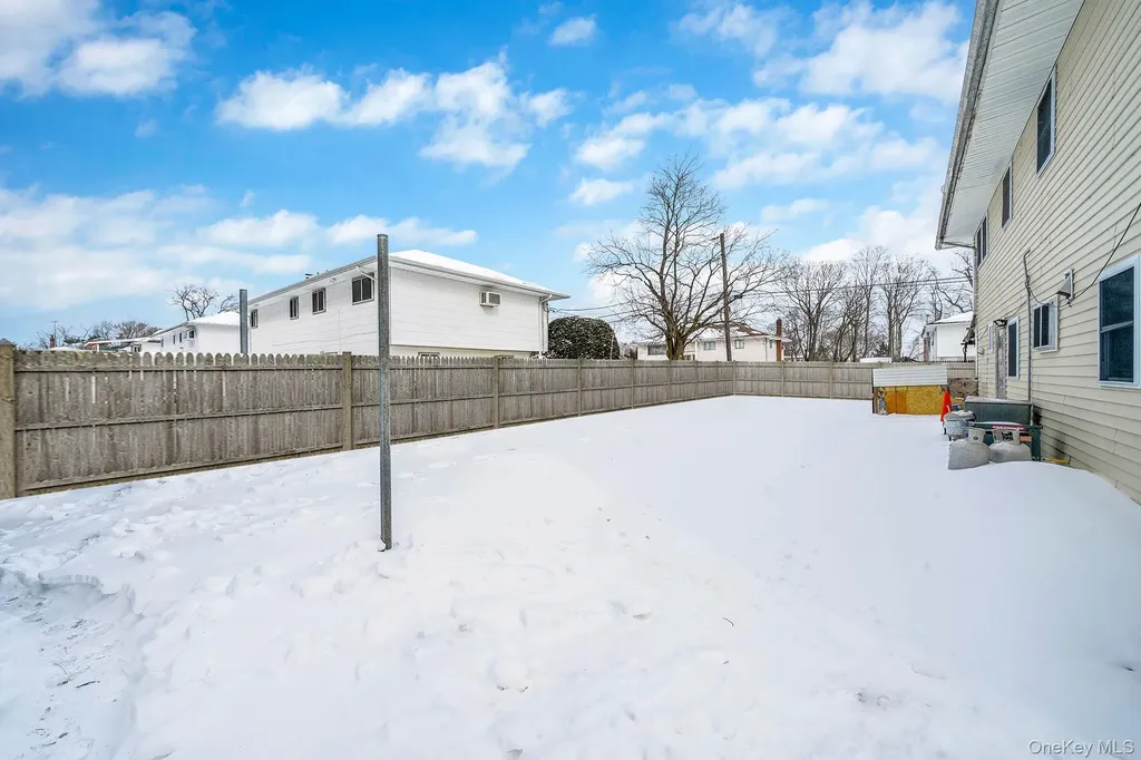 73 Olive Street Central Islip NY 11722