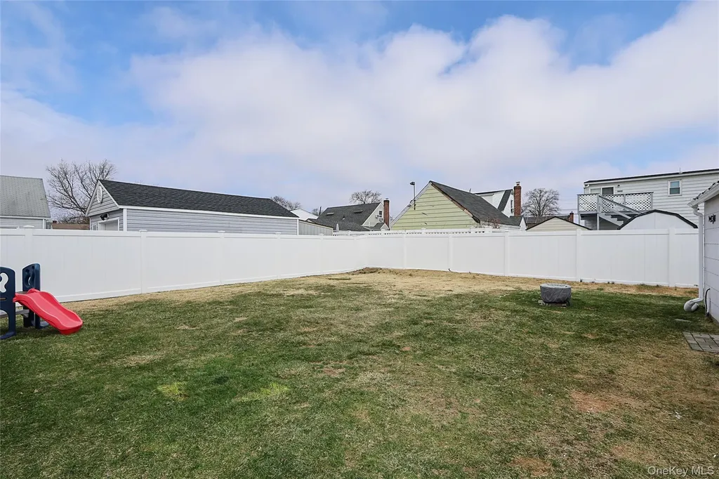 75 Riverside Avenue Merrick NY 11566