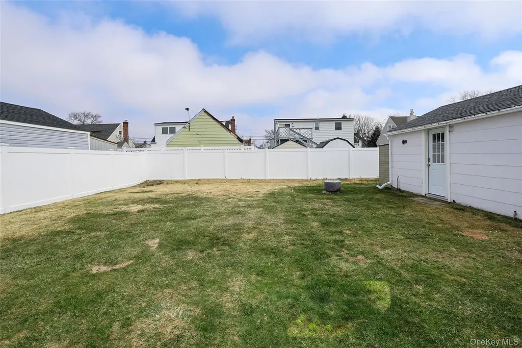 75 Riverside Avenue Merrick NY 11566
