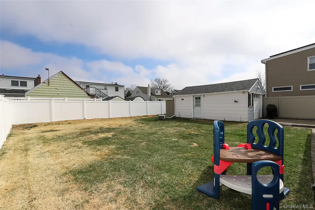 75 Riverside Avenue Merrick NY 11566