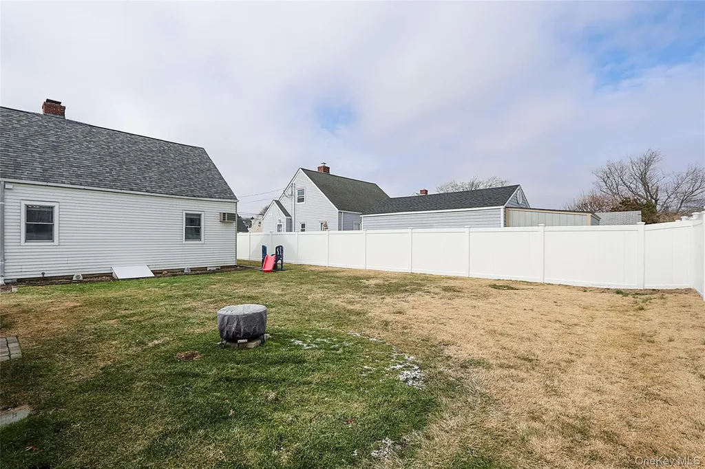 75 Riverside Avenue Merrick NY 11566