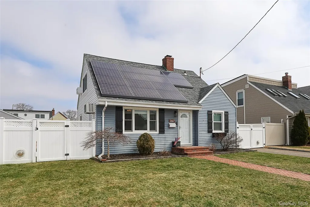 75 Riverside Avenue Merrick NY 11566