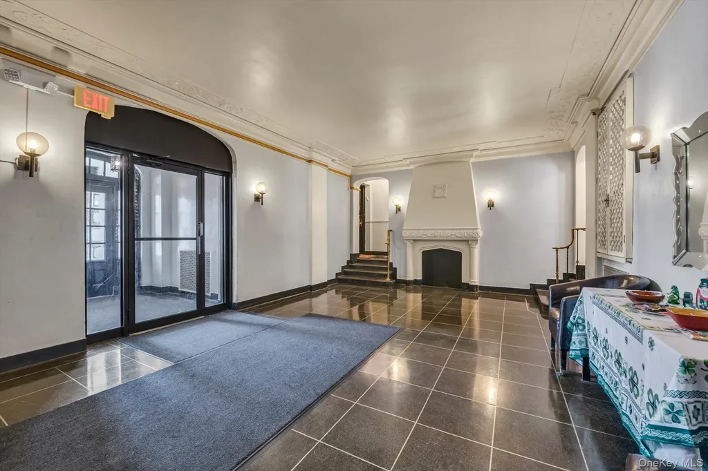 141 Woodmere Boulevard Woodmere NY 11598