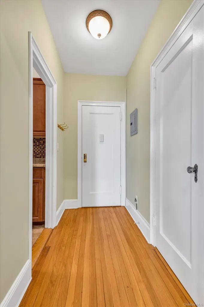 141 Woodmere Boulevard Woodmere NY 11598
